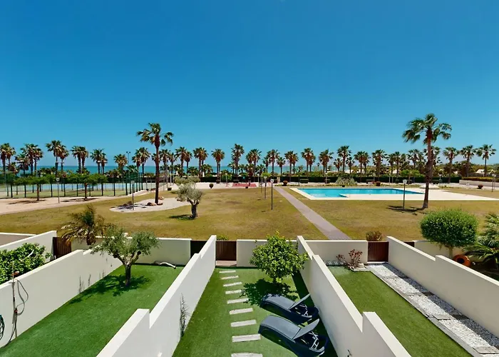 Casa Raquel Feriehus *